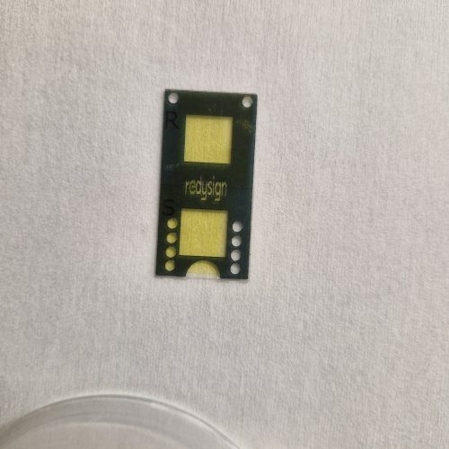 Wood- based food packaging sensor that changes color when it detects spoilage - REDYSIGN